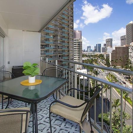 Resort Life At A Low Price- Ilikai Hotel Honolulu Extérieur photo